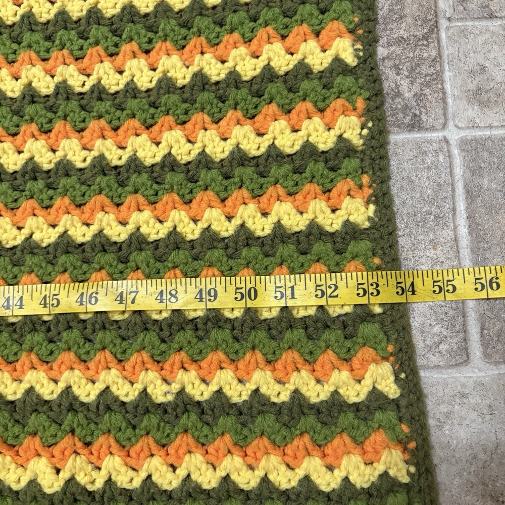 Vtg 70's Crocheted Afghan Throw Handmade Zig Zag Chevron Harvest Tones 72"x54" - Picture 6 of 6
